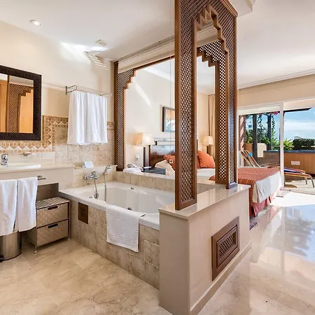 Apartment Malibu Mansions B12 By Rafleys *
